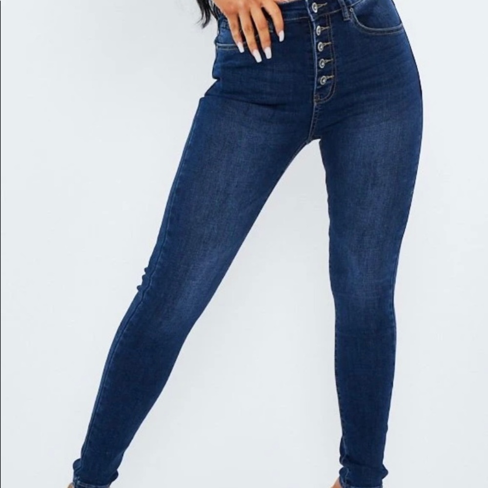 NWT Blue Super Stretch Button Front Skinny Jeans